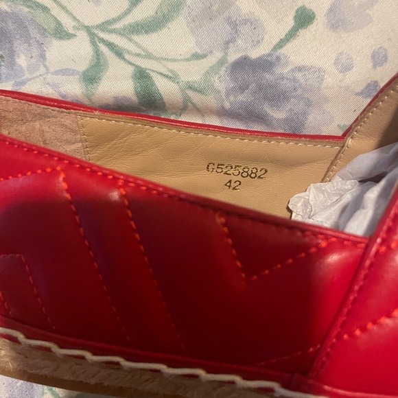 COPY - been worn   Gucci leather and canvas espadrilles, with brand sho… - Picture 8 of 8